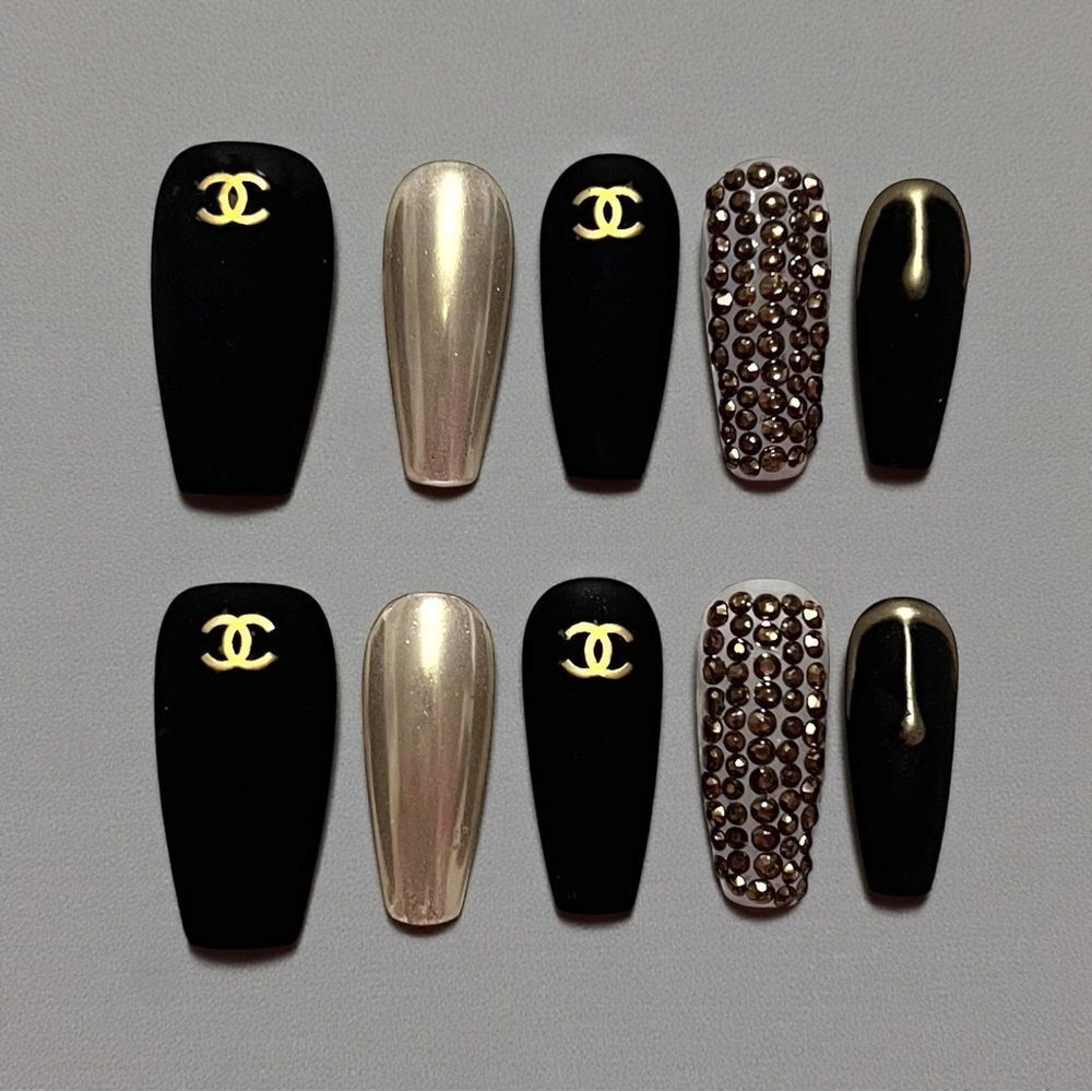 Custom Handmade Reusable Designer Press On Nails